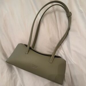 Freja mini Chrystie bag in pistachio